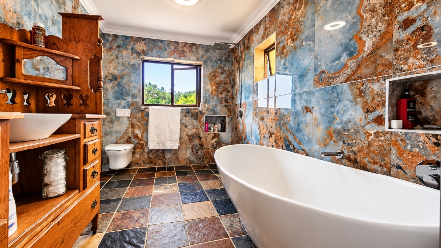 4 Bedroom Property for Sale in Brenton On Sea Western Cape